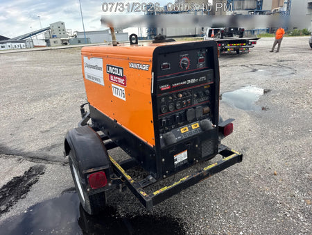 2021 Lincoln Electric Vantage 322 Vantage 322 Ready Pak 3 w/ Decals, ORANGE (includes trailer, cable rack, fender light kit) NO Telematics