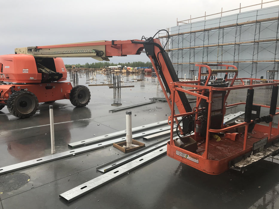 2018 JLG 660SJ