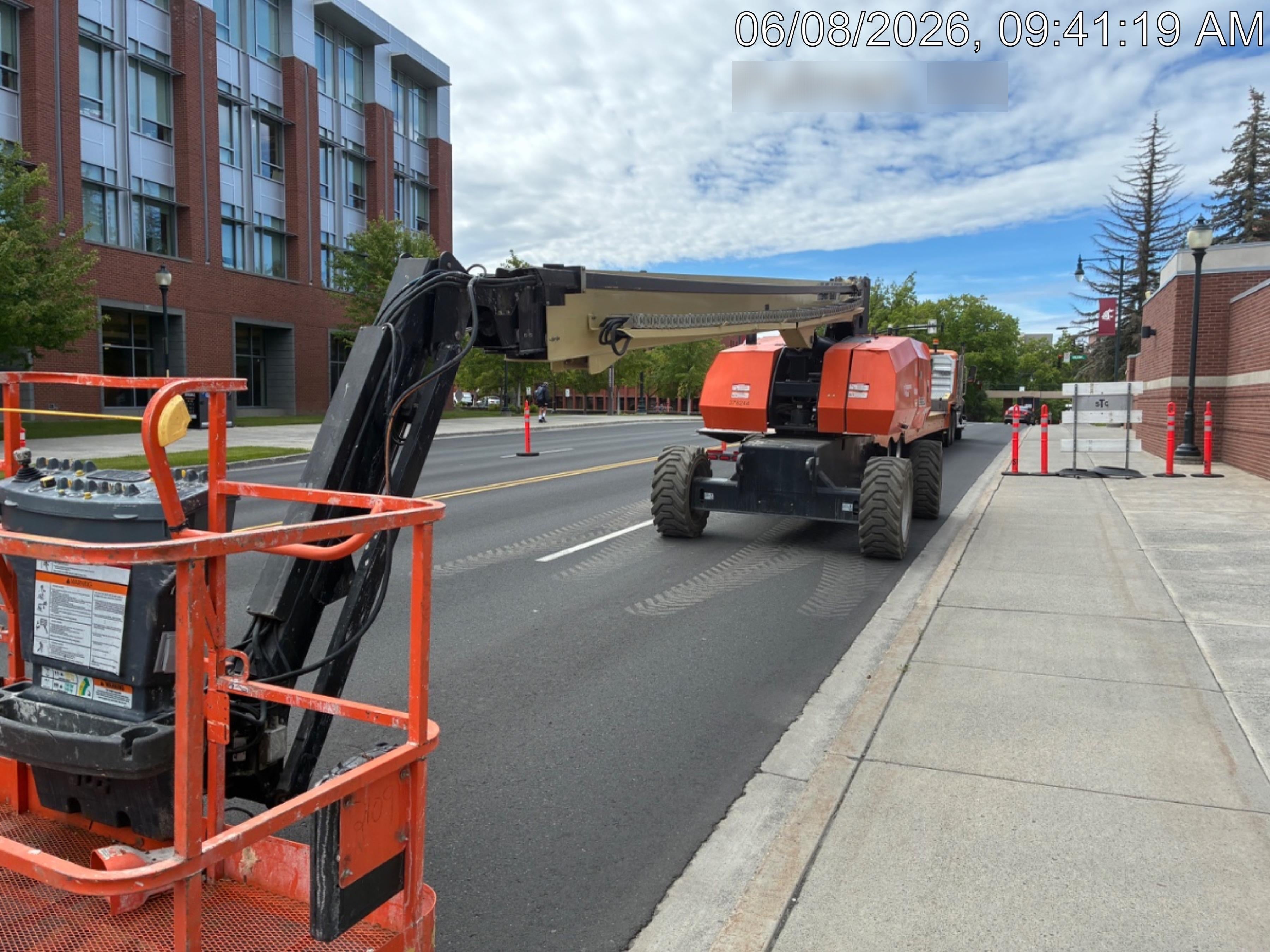 2023 JLG 860SJ