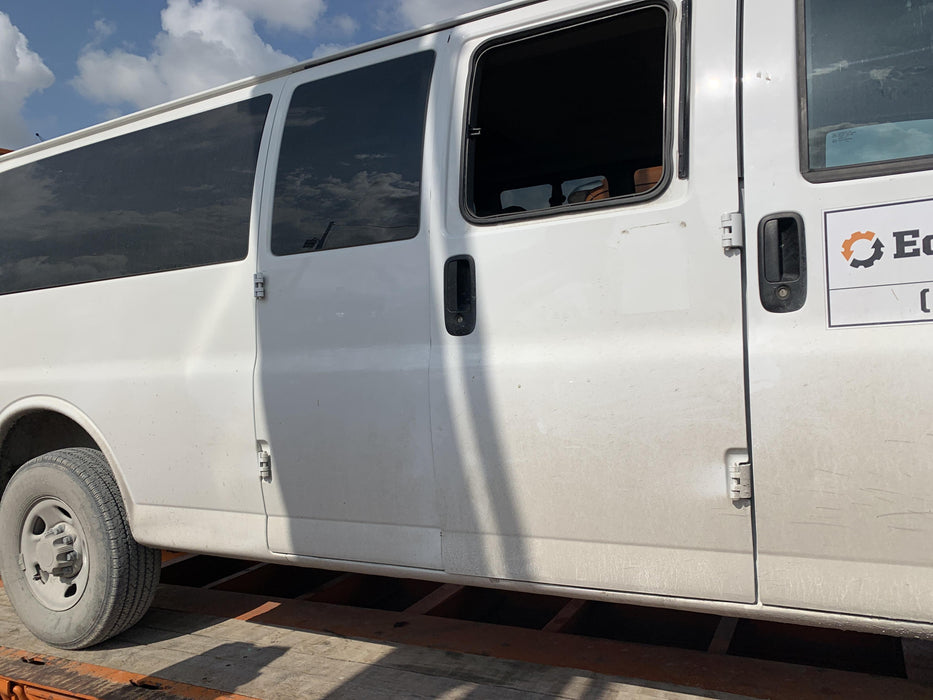 2023 GMC Savana 3500