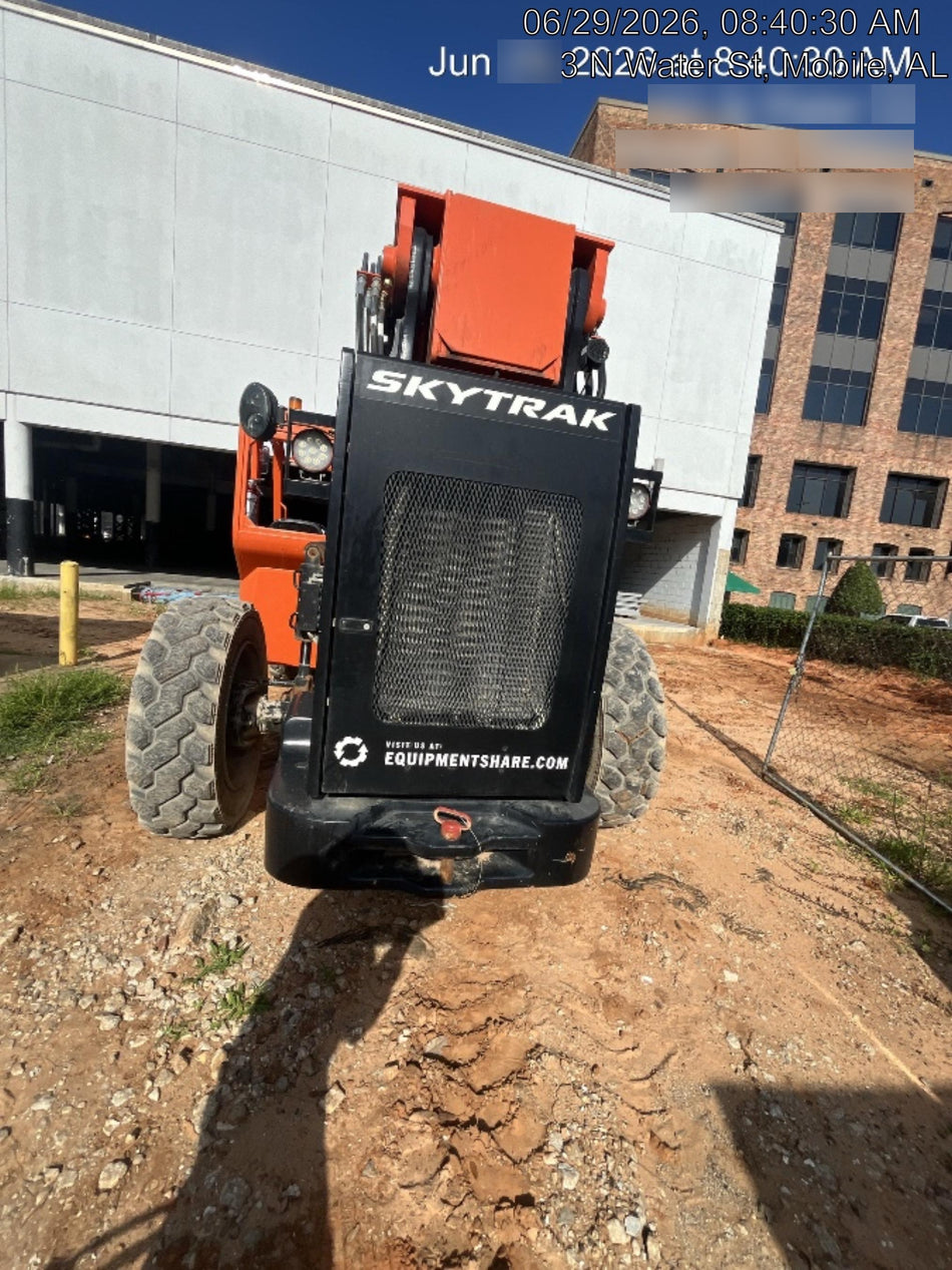 2023 SKYTRAK 8042