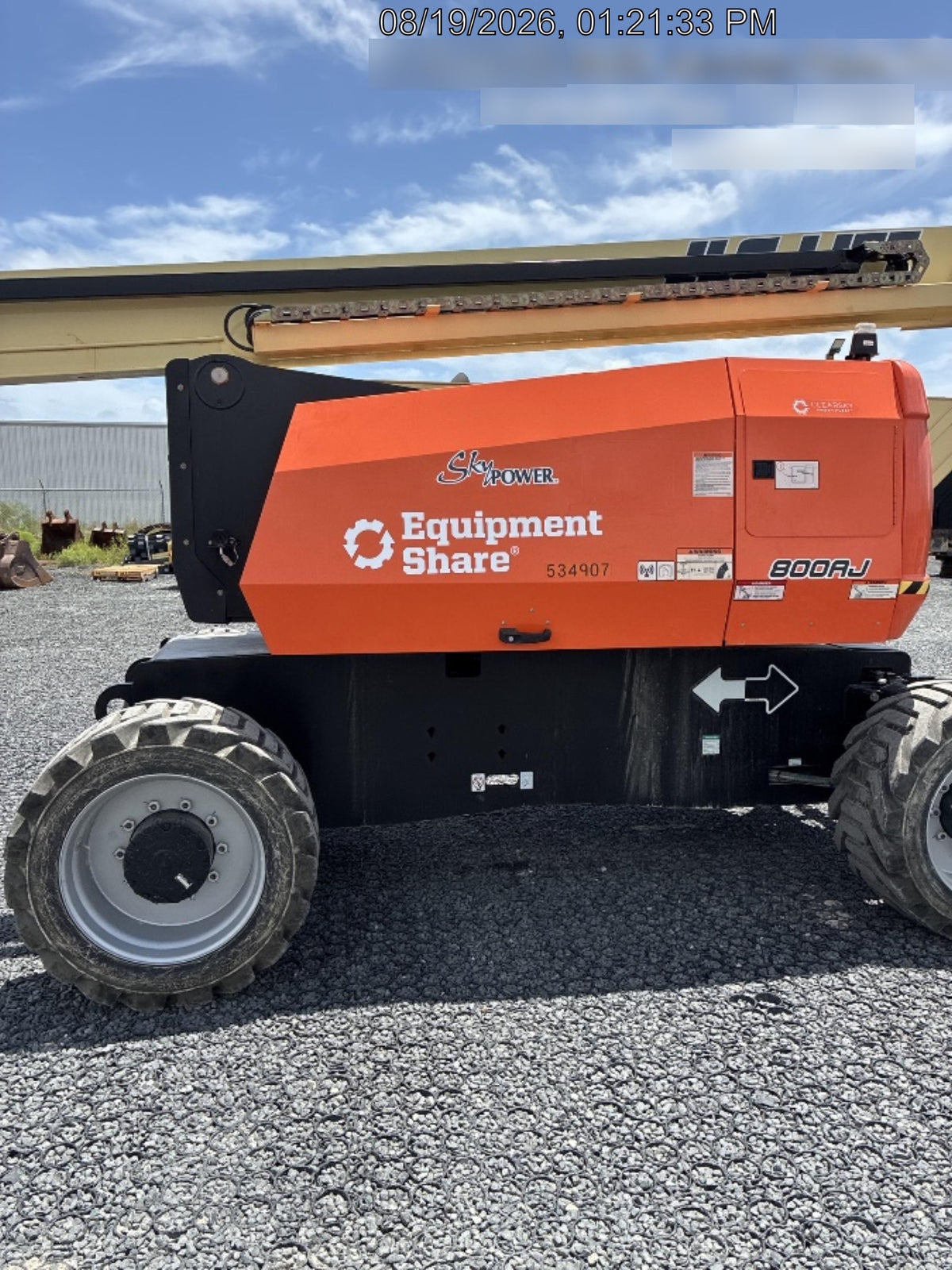 2025 JLG 800AJ