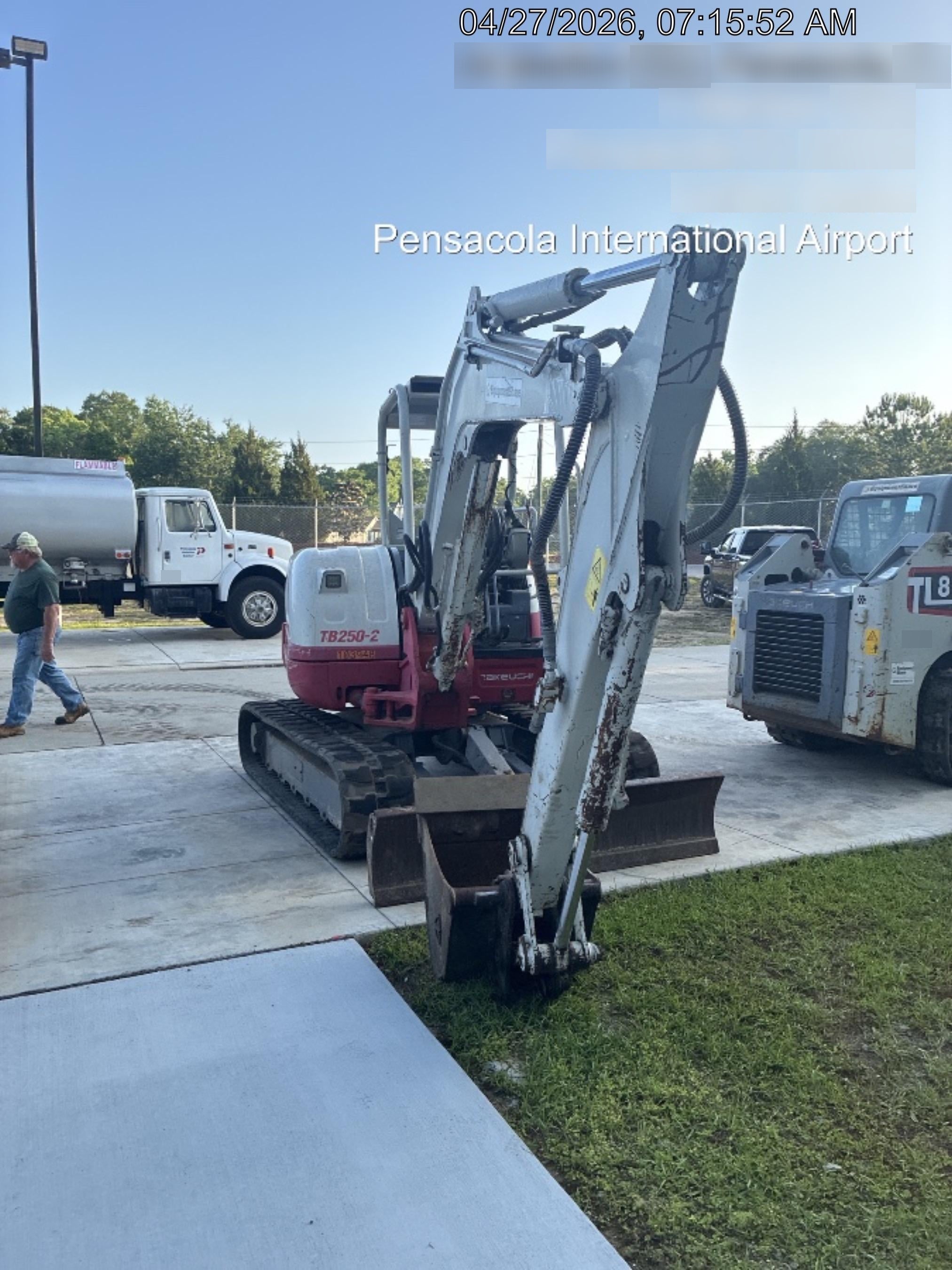 2020 TAKEUCHI TB250-2