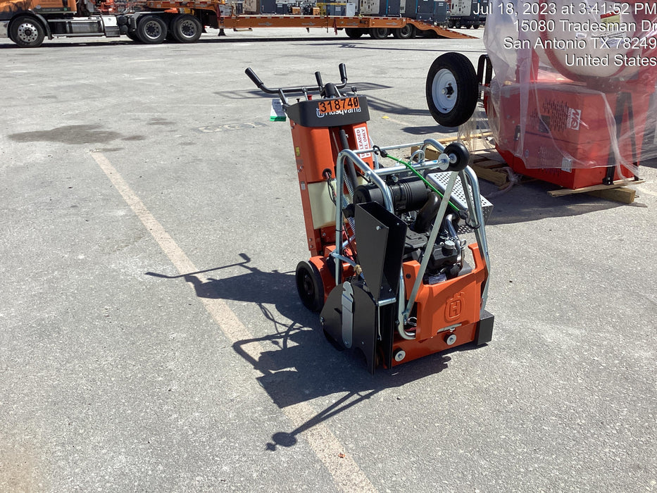 2023 HUSQVARNA FS520