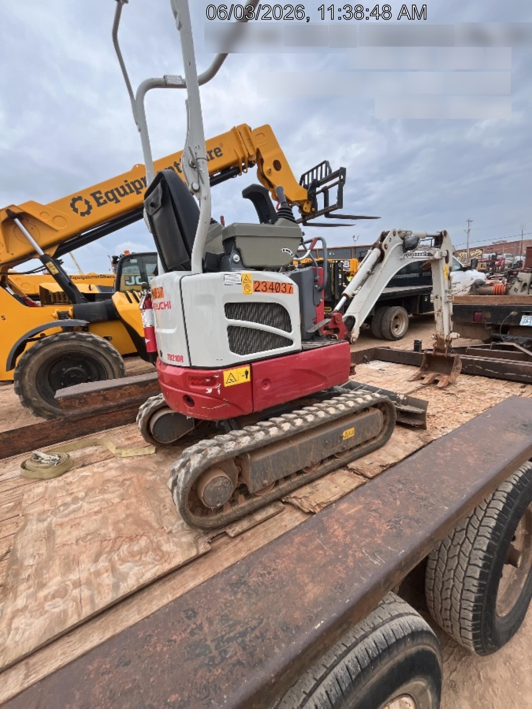 2022 TAKEUCHI TB210R