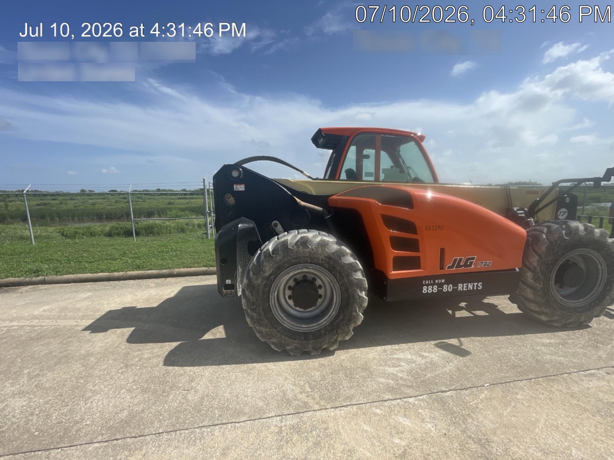 2025 JLG 1732