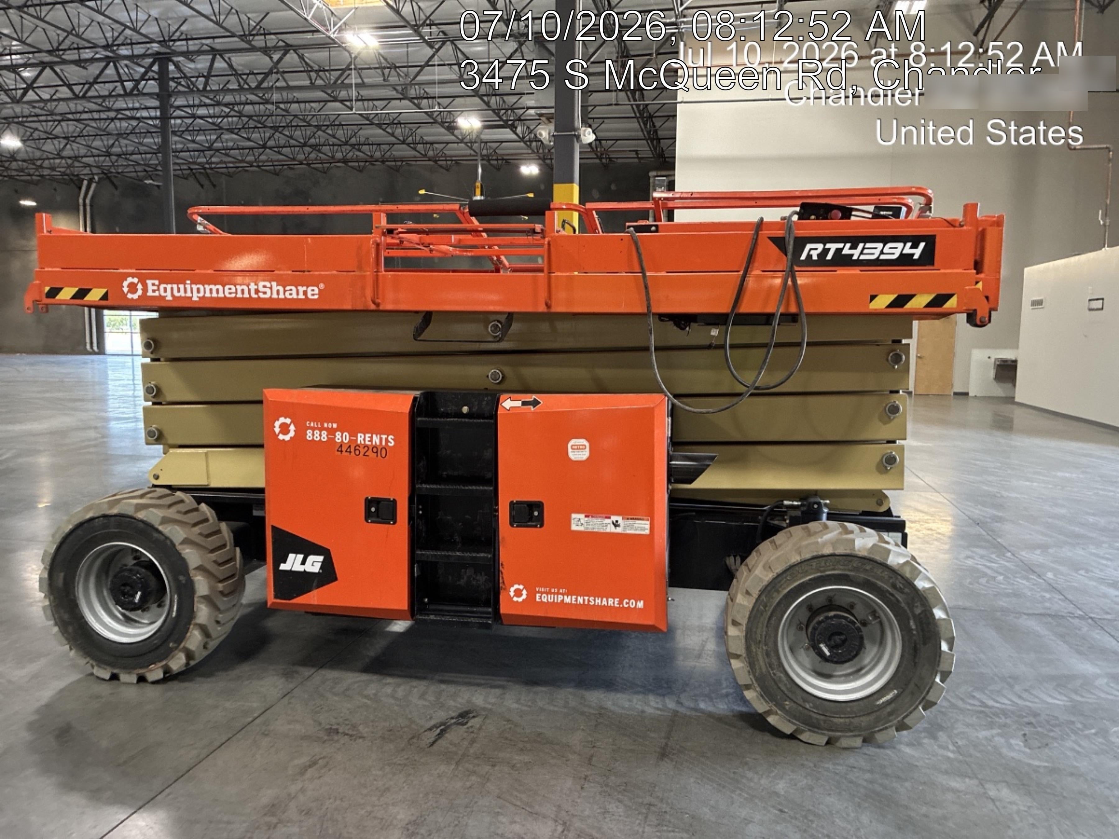2024 JLG RT4394