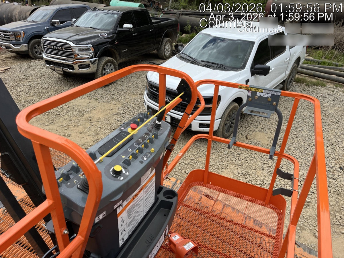 2026 JLG 800AJ