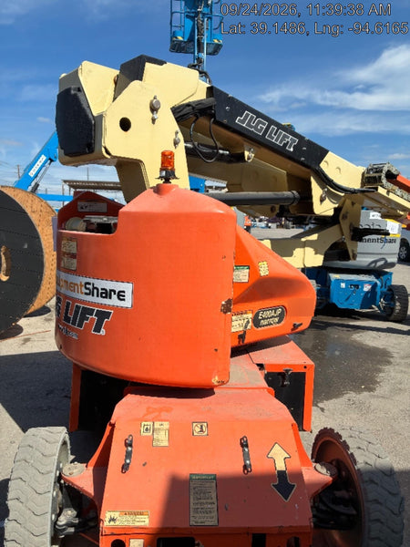 2019 JLG E400AJPN