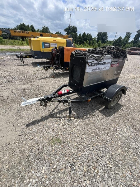 Lincoln Electric Vantage 322 Lincoln Vantage 322 Welder w/Trailer