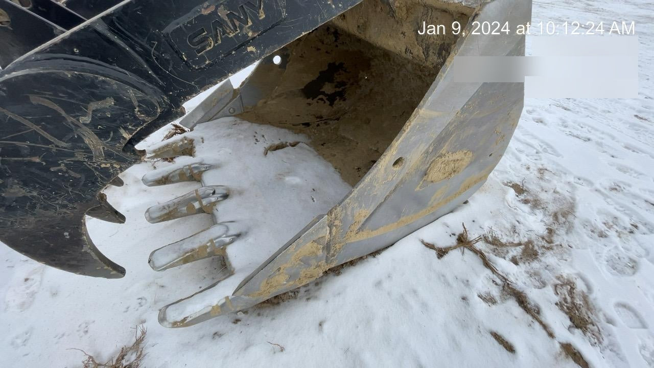 2019 DOOSAN 42" Excavator Bucket