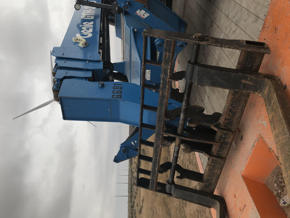 2017 GENIE GTH-1056