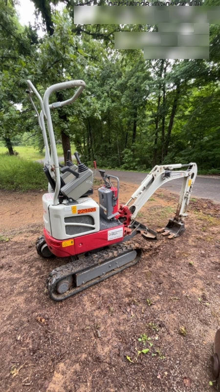 2022 TAKEUCHI TB210R