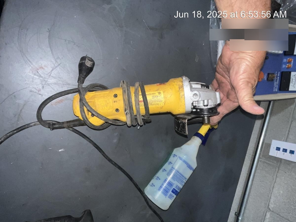 2023 DEWALT DWE402N