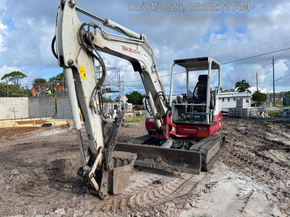 2019 Takeuchi TB260 Canopy, Standard Blade, Auxiliary hydraulics Manual QC, Hydraulic thumb, 12" ,18", 24" Bucket