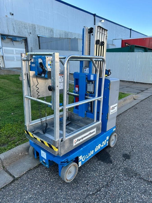 2021 GENIE GR-20