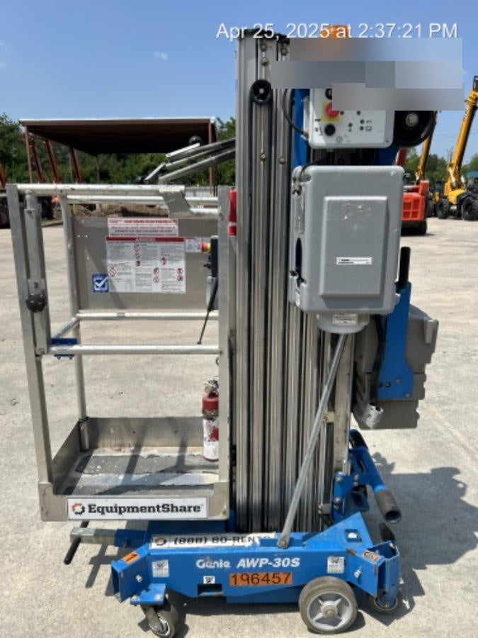 2021 GENIE AWP-30S DC