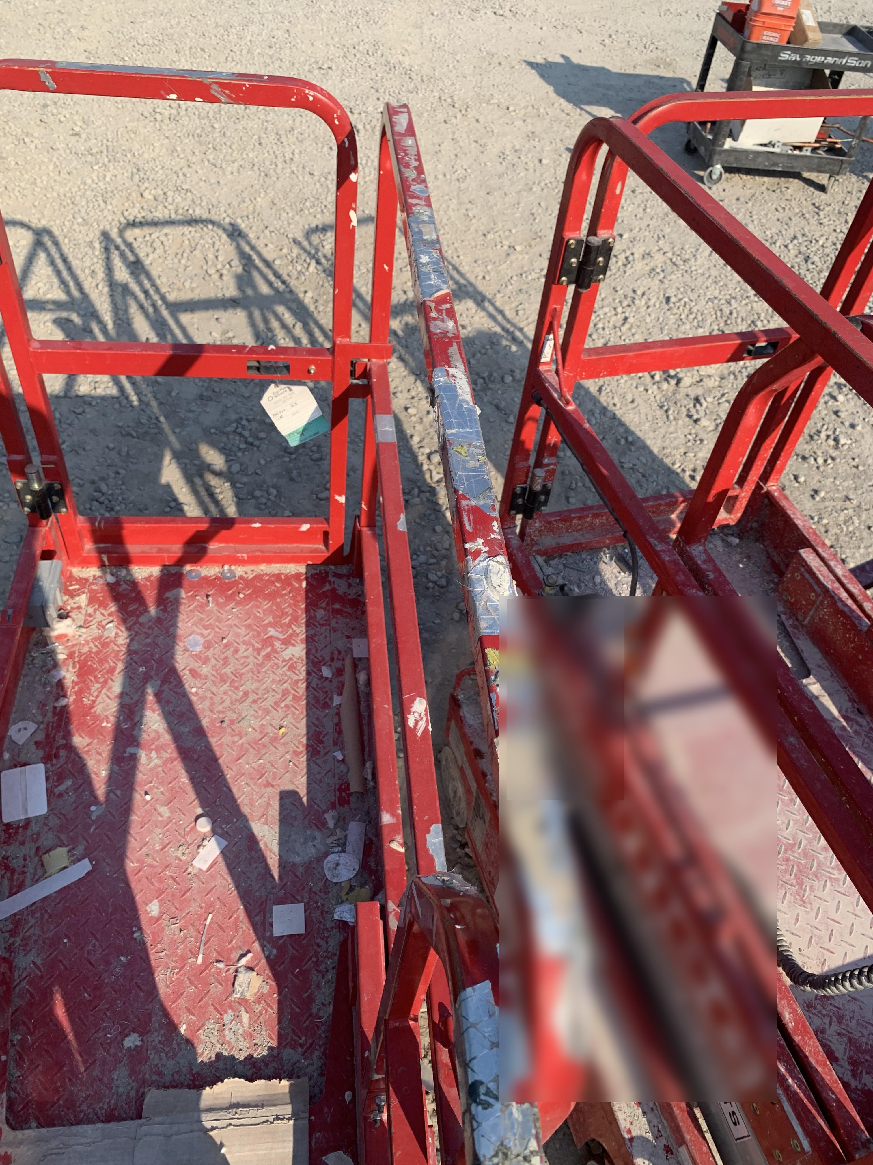 2020 MEC 1330SE Solid NM Tires, Steel Swing out Doors, LCS, Beacon, 900W Invertor