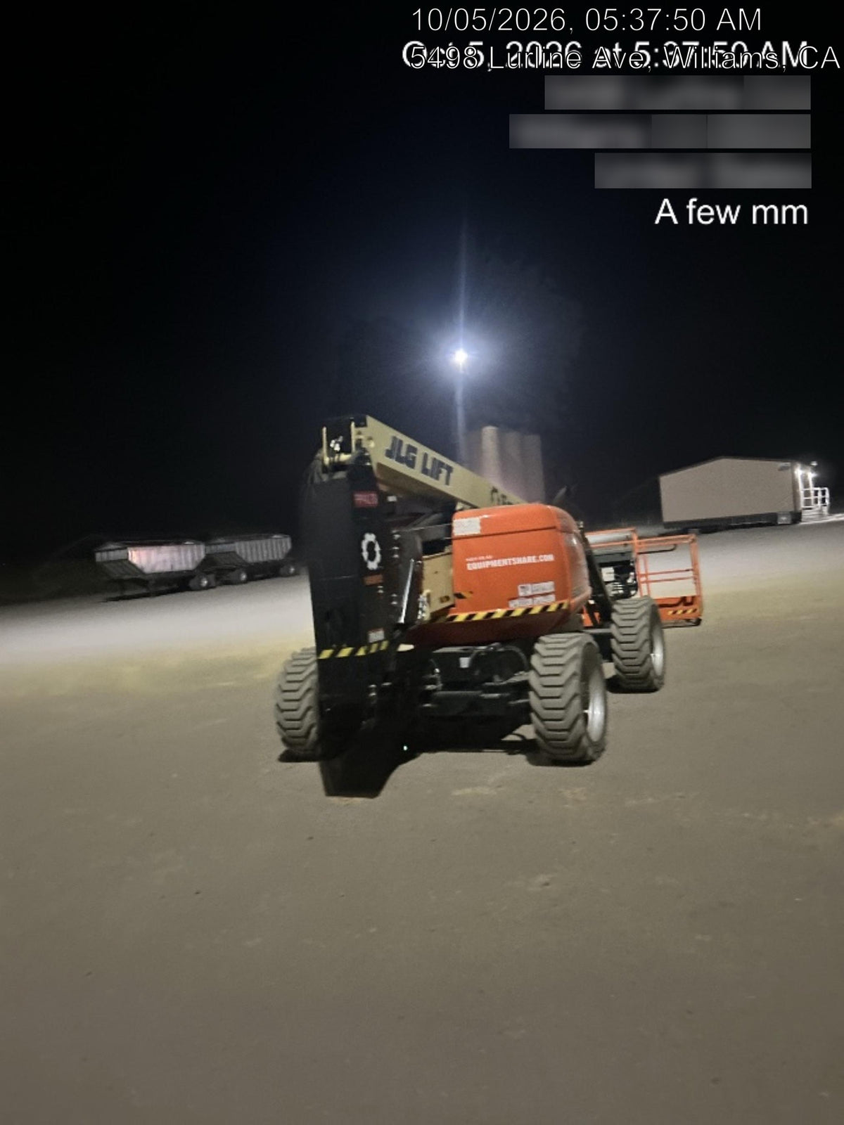 2025 JLG 600AJ