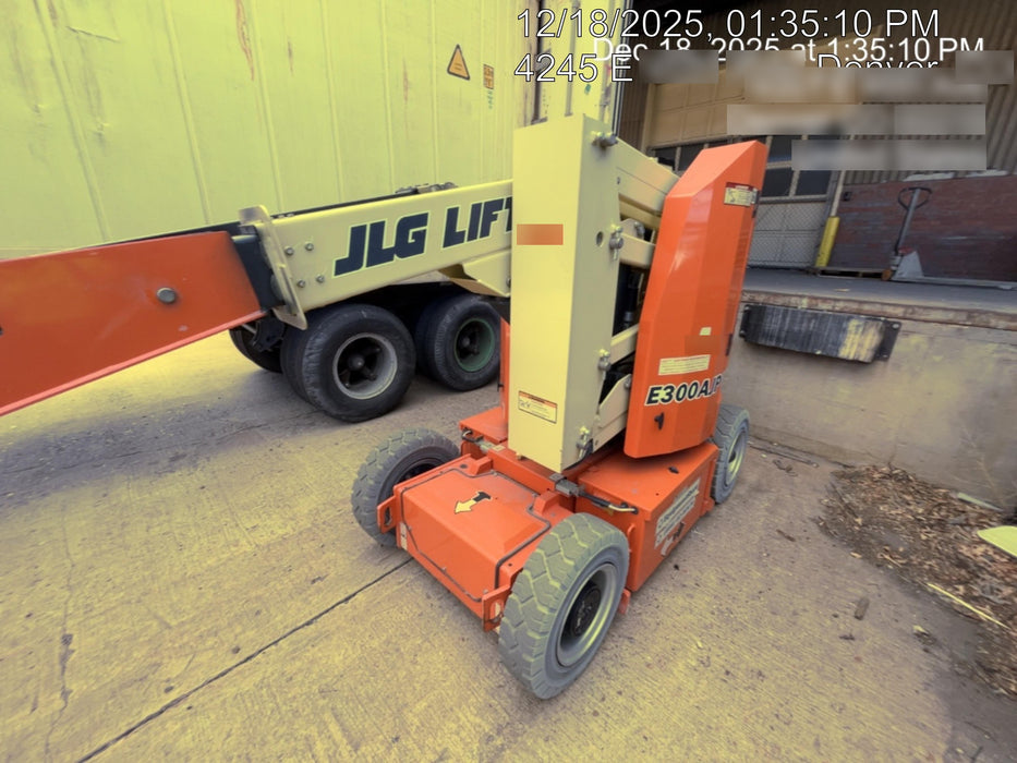 2019 JLG E300AJP