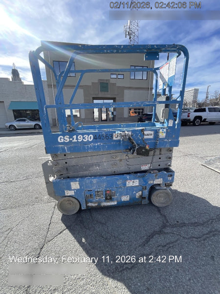2019 Genie GS-1930 Fixed rails with chain Entry