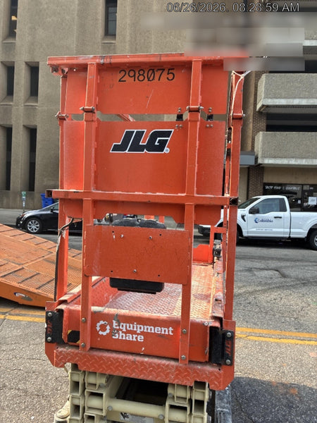 2023 JLG ES1932