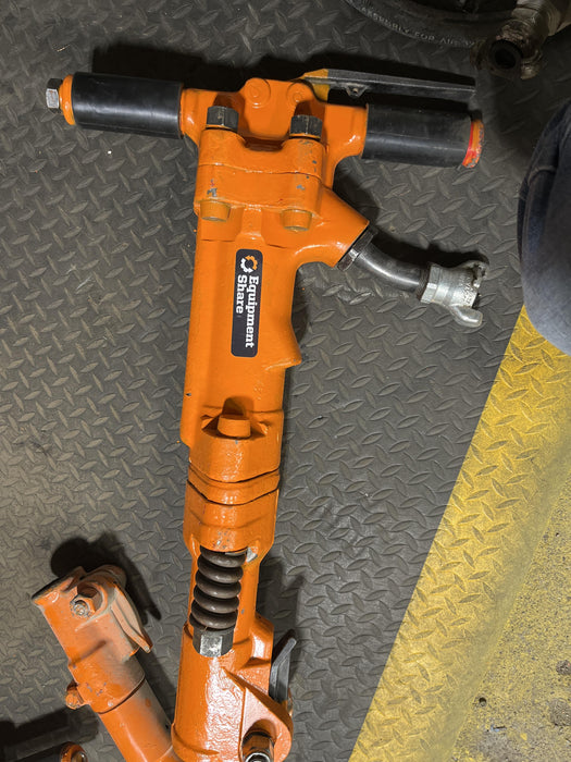 2023 MICHIGAN PNEUMATIC ES-TPB60-118-TRACKER