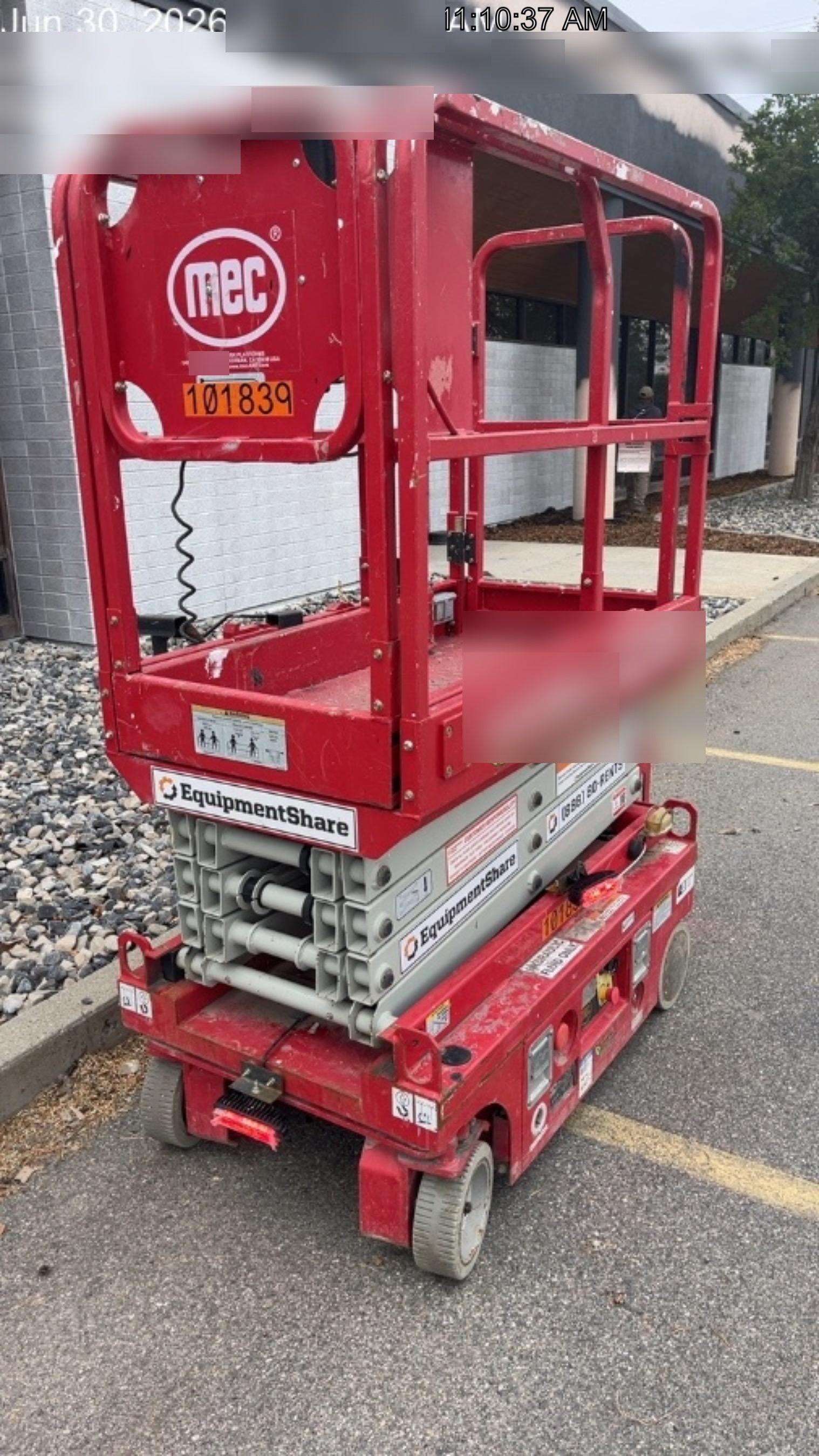 2020 MEC 1330SE Solid NM Tires, Steel Swing out Doors, LCS, Beacon, 900W Invertor