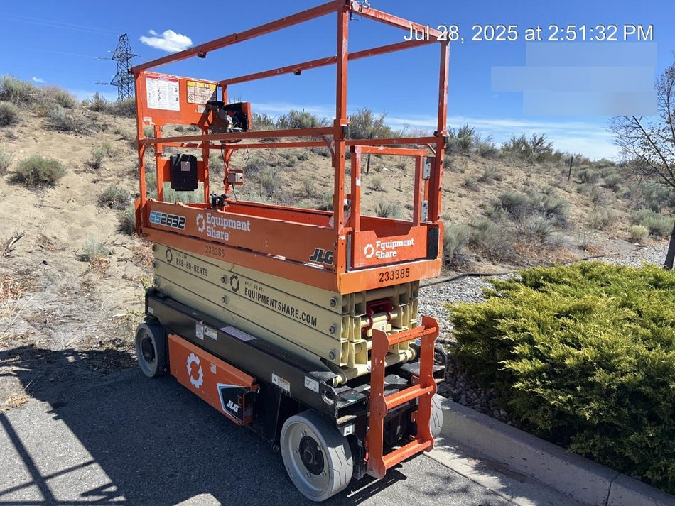 2022 JLG ES2632