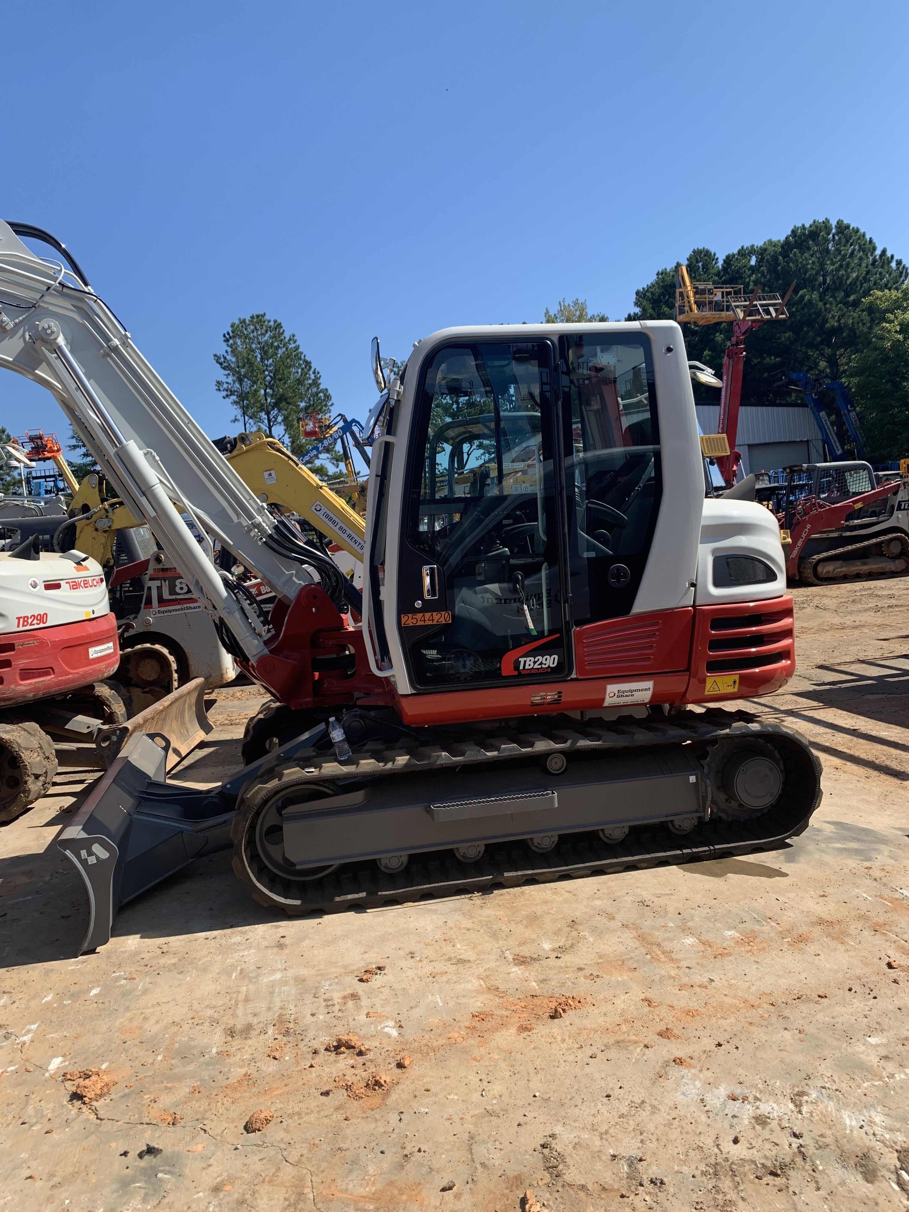 2022 TAKEUCHI TB290-CR