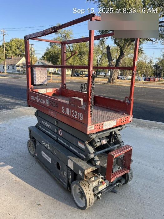 2017 Skyjack SJIII-3219 Skyjack 19' Scissor Lift