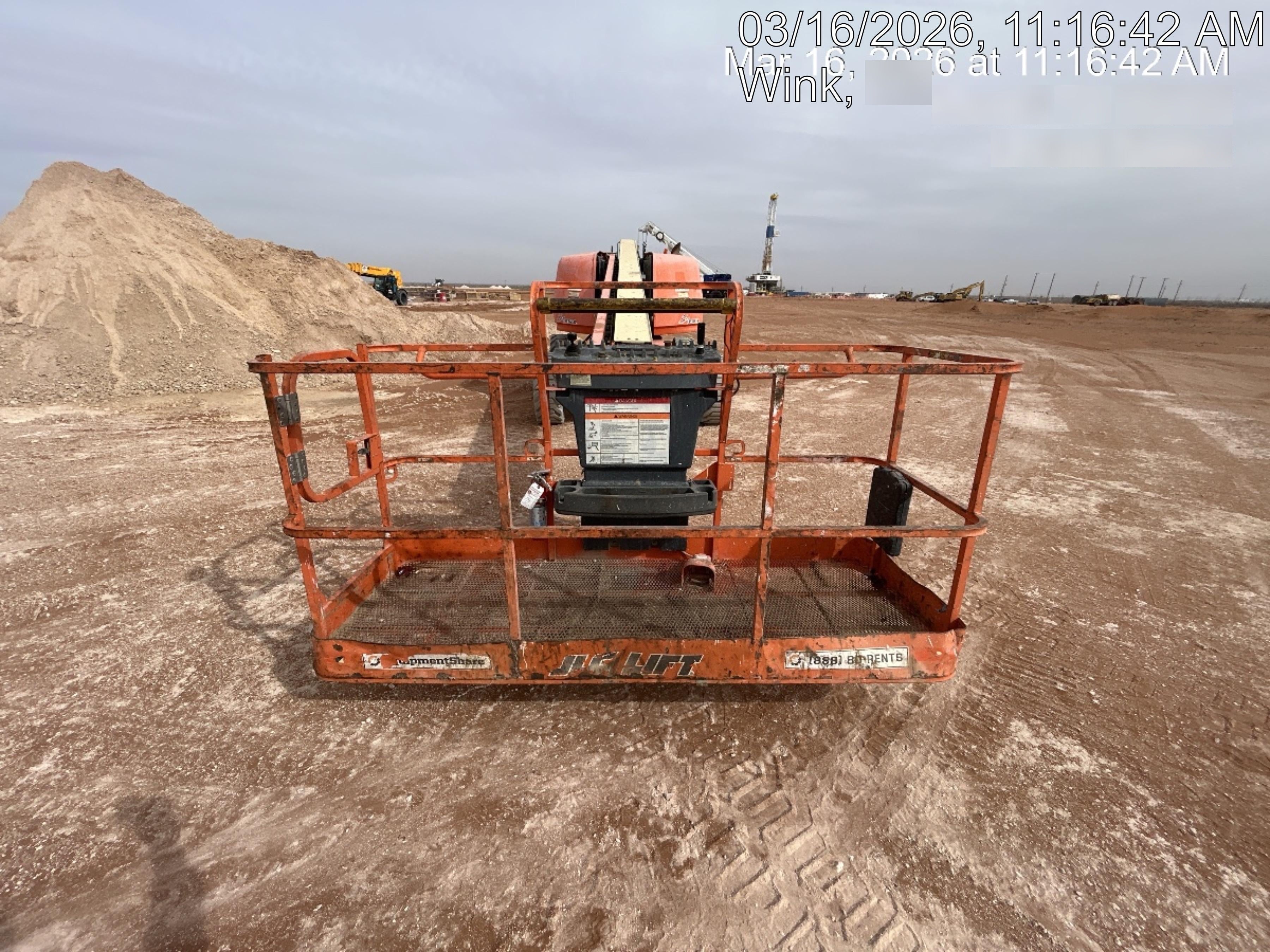 2021 JLG 600S