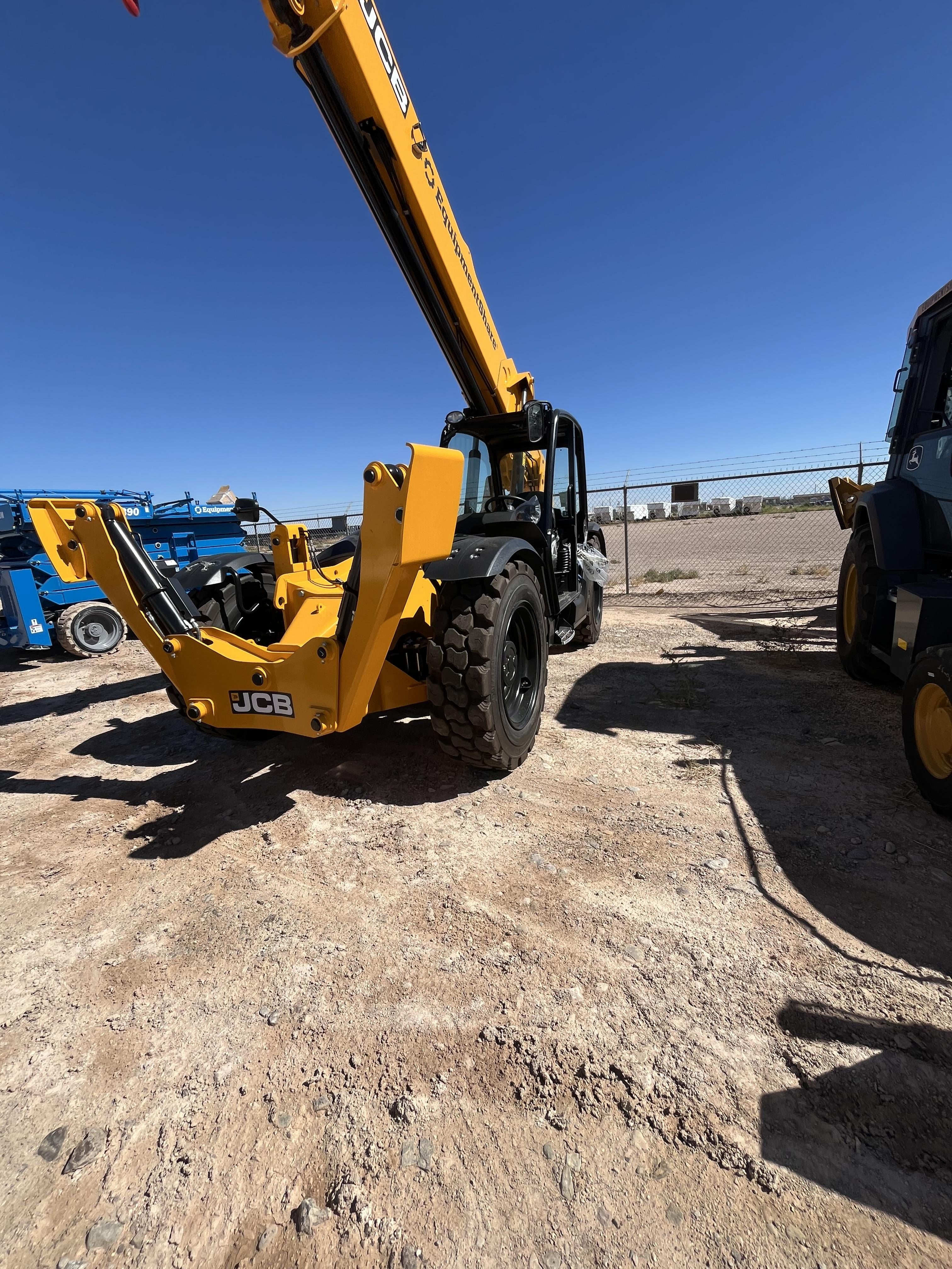 2025 JCB 510-56