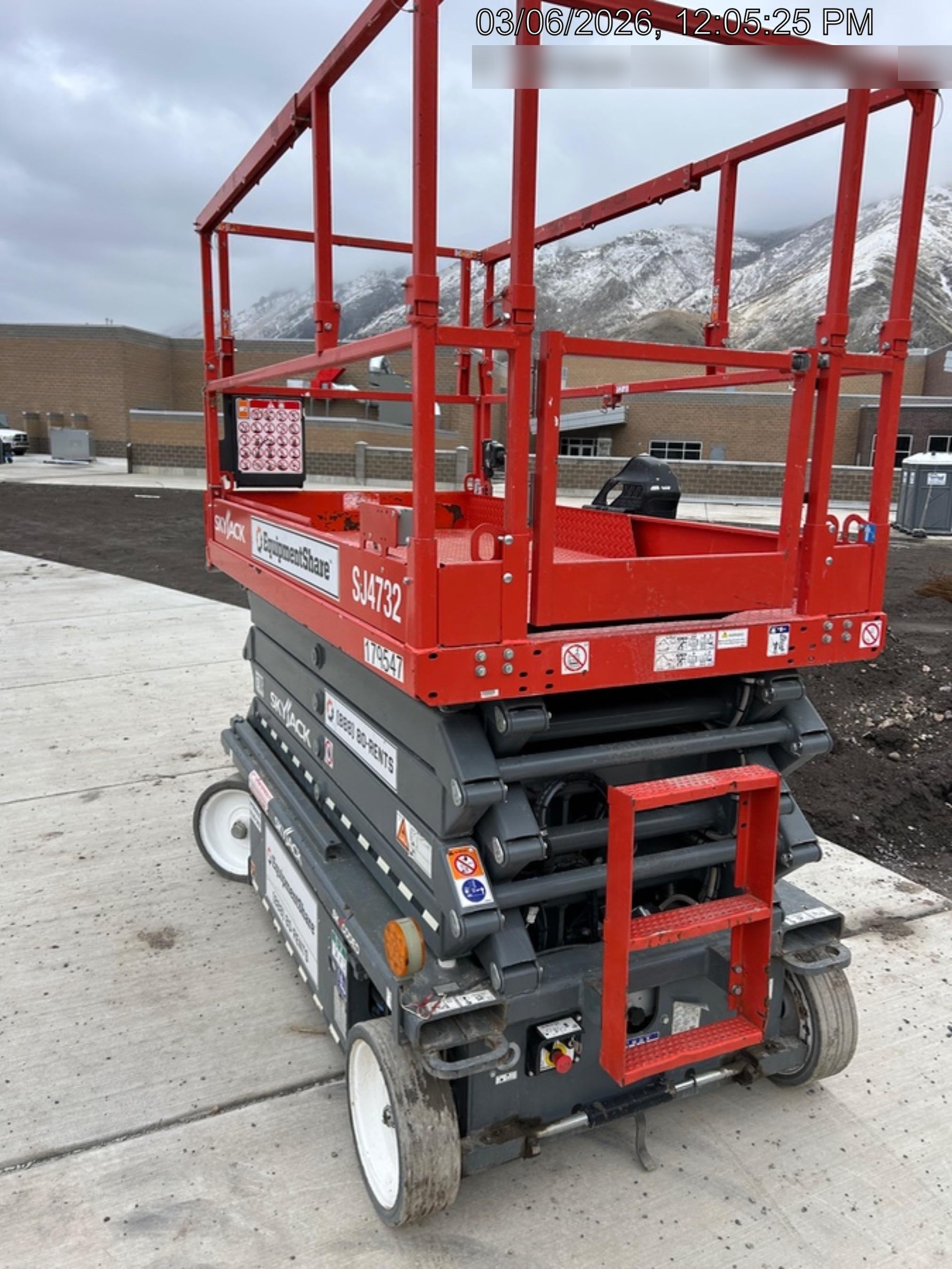 2021 SKYJACK SJ4732
