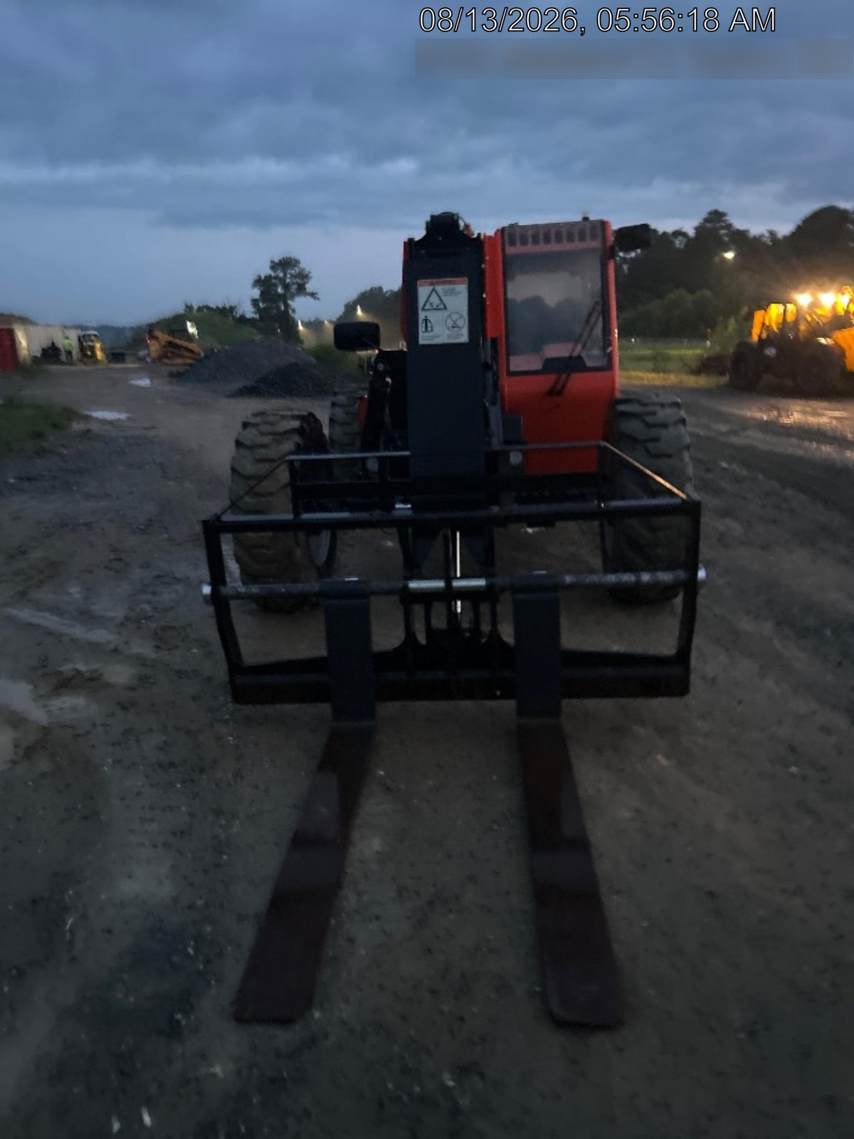 2025 SKYTRAK 8042