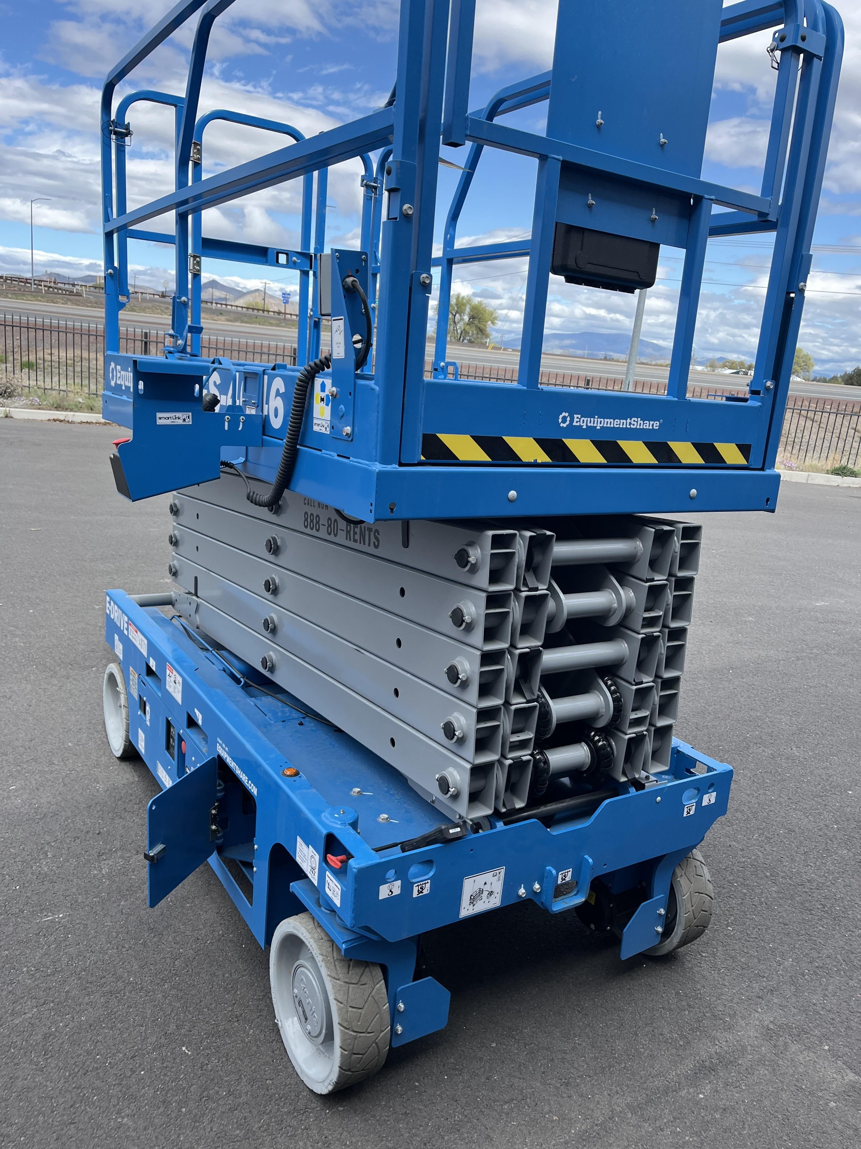 2025 GENIE GS-4046 E Drive
