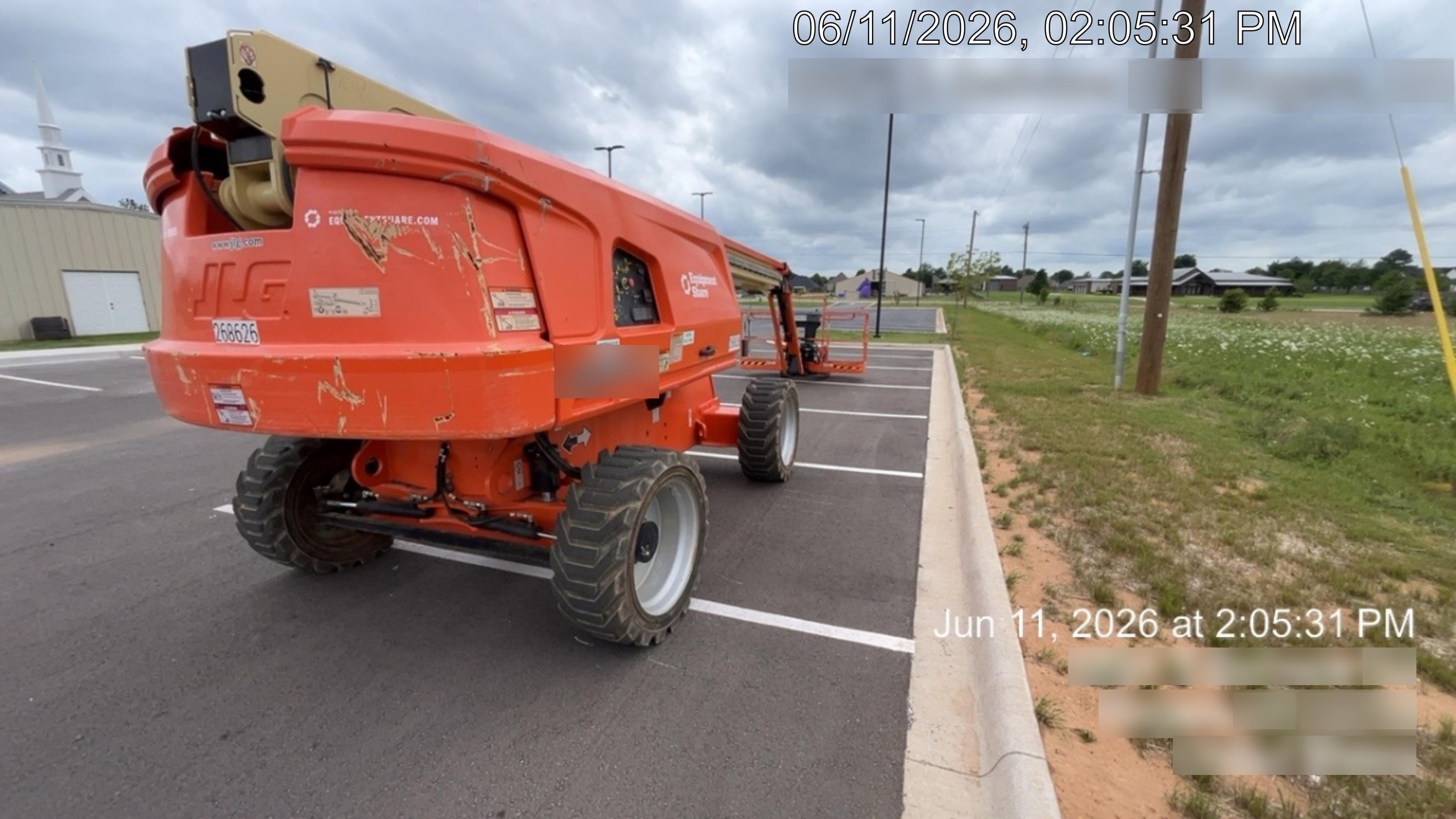 2022 JLG 660SJ