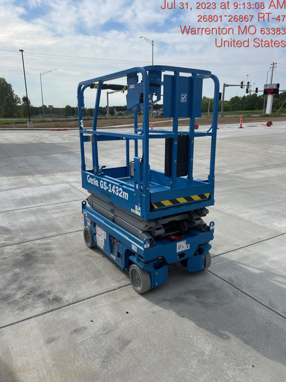 2023 GENIE GS-1432