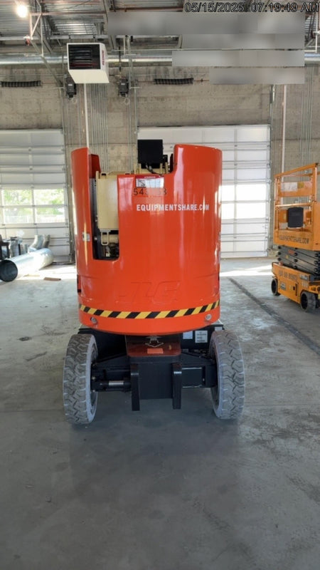 2025 JLG E300AJP