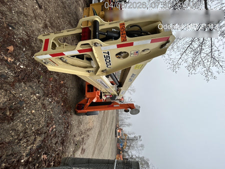 2021 JLG T500J