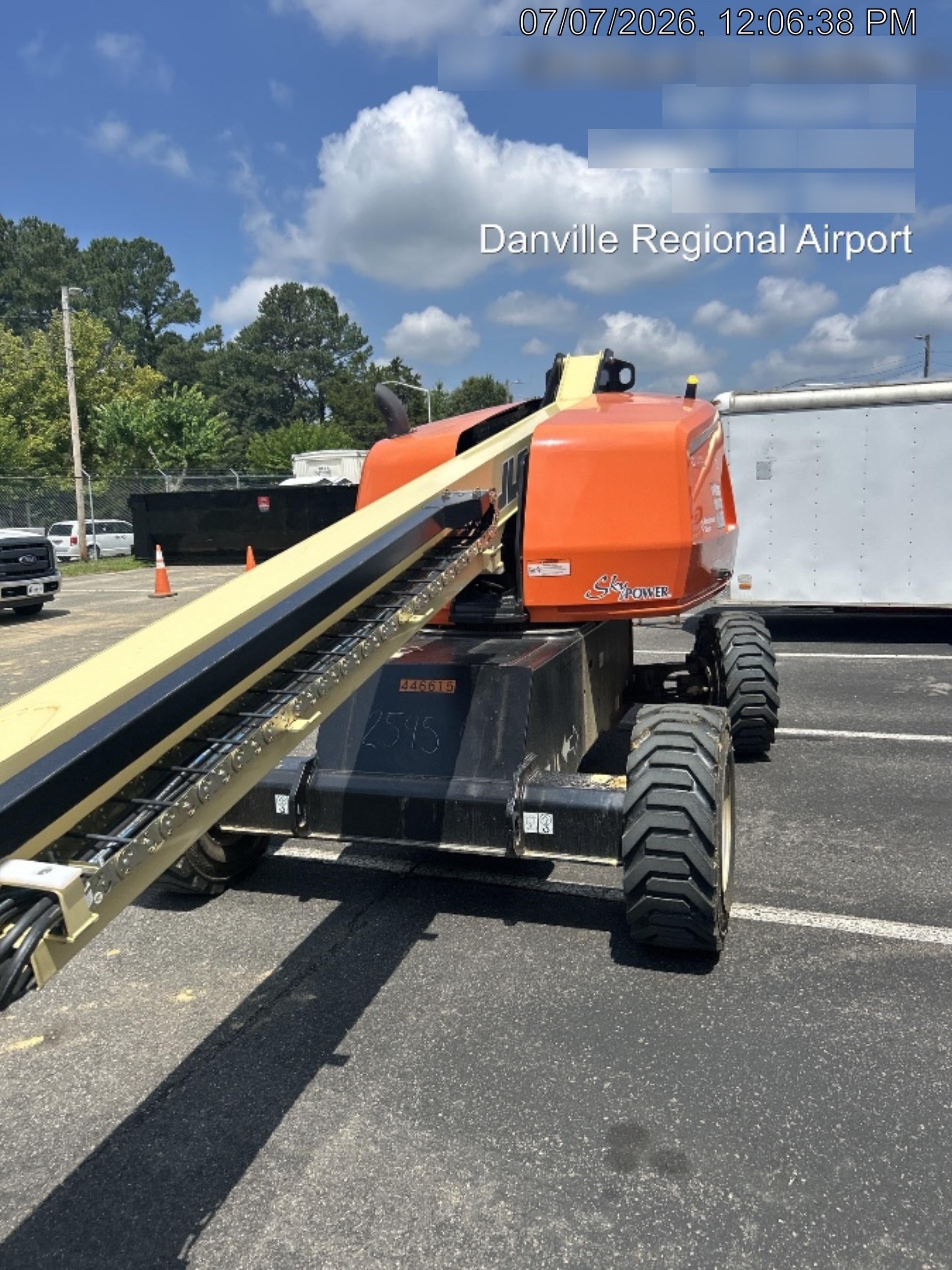 2024 JLG 460SJ