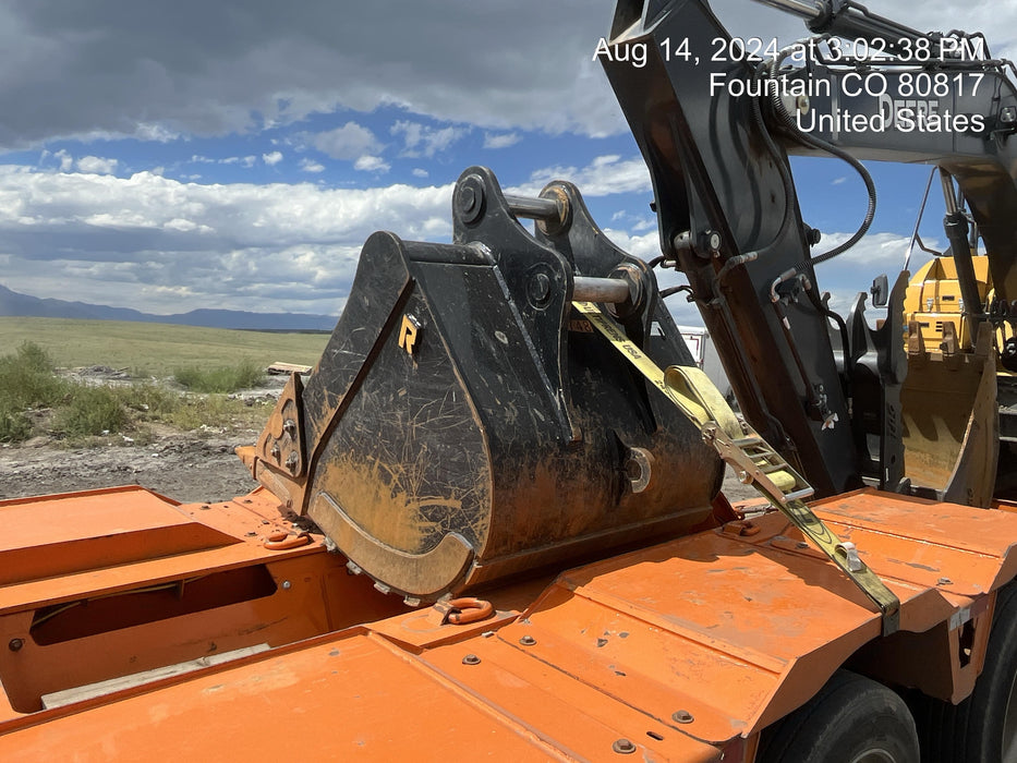 2020 DOOSAN 24" Bucket-Doosan