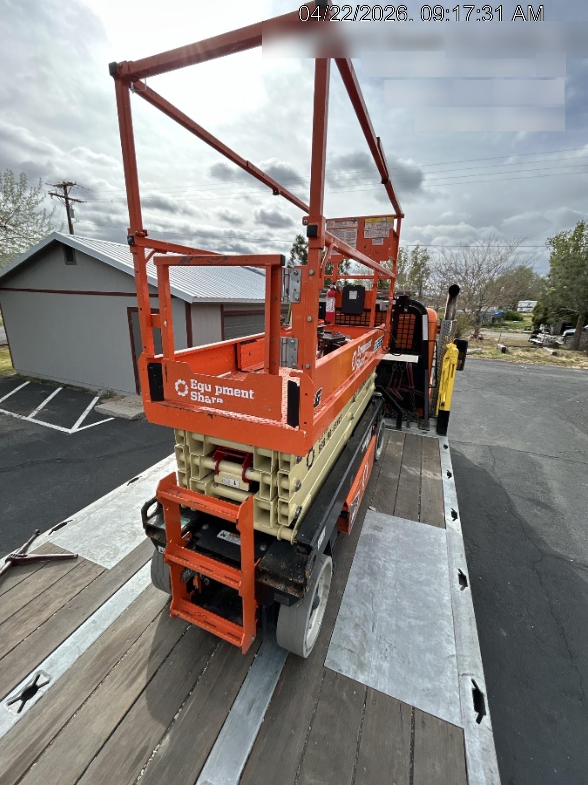 2022 JLG ES2632
