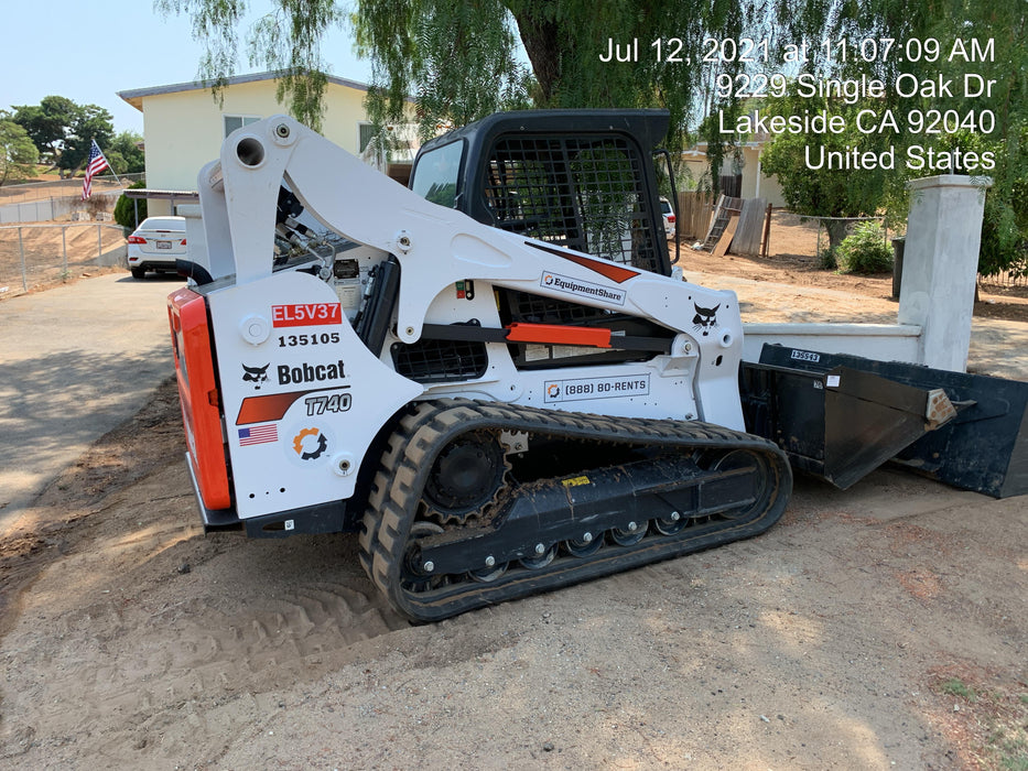 2021 BOBCAT T740