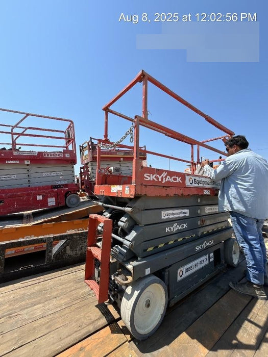 2017 Skyjack SJIII-3226 Skyjack SJ3226, Trojan Battery Set, Extended Warranty 5yr/5k hr