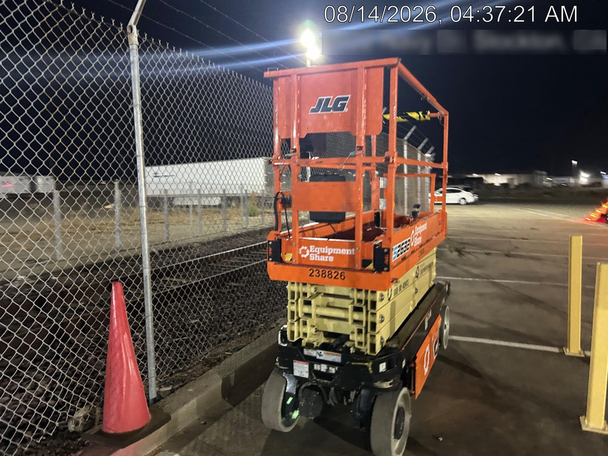 2022 JLG ES2632
