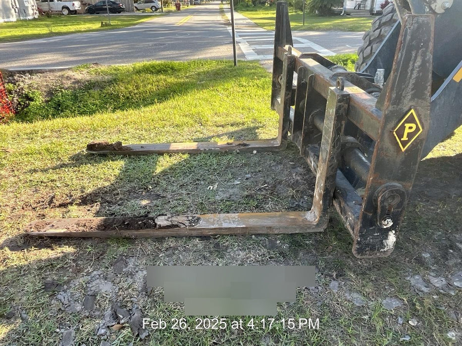 2022 PEMBERTON 72" Utility Forks