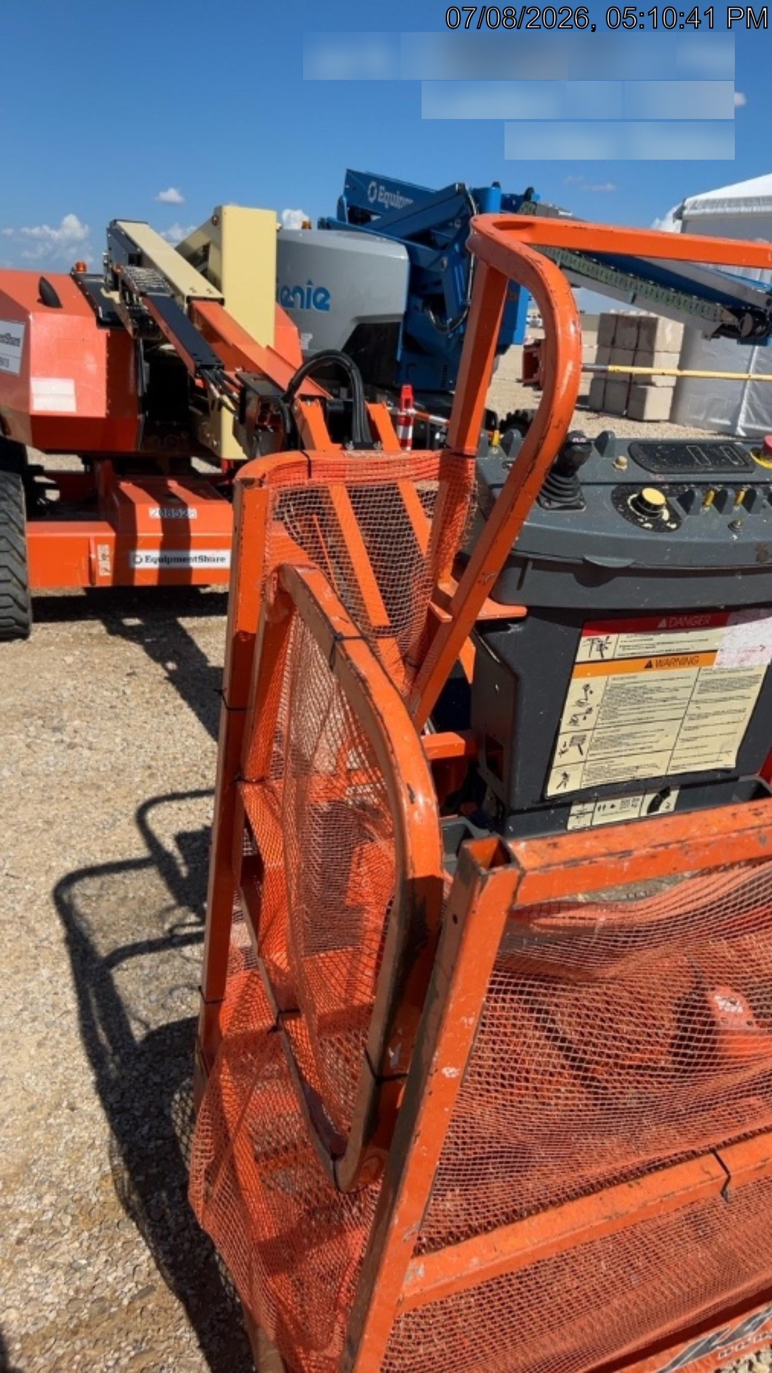 2022 JLG 340AJ