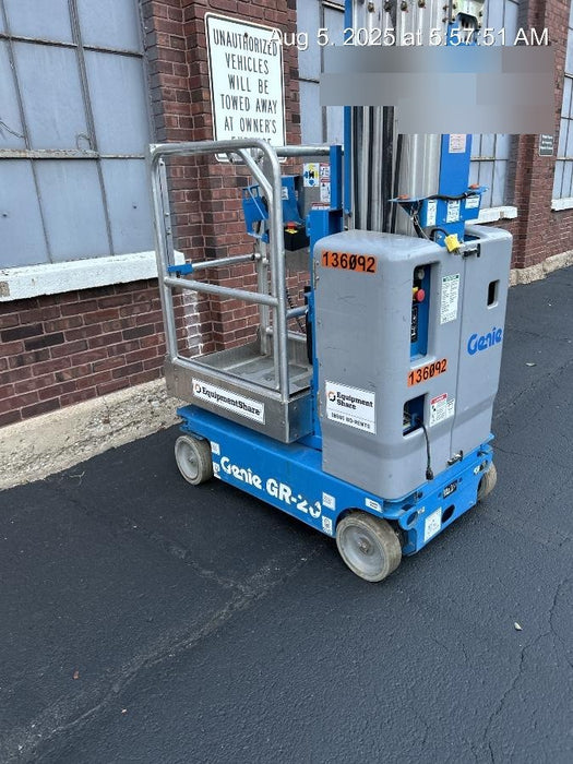 2021 GENIE GR-20