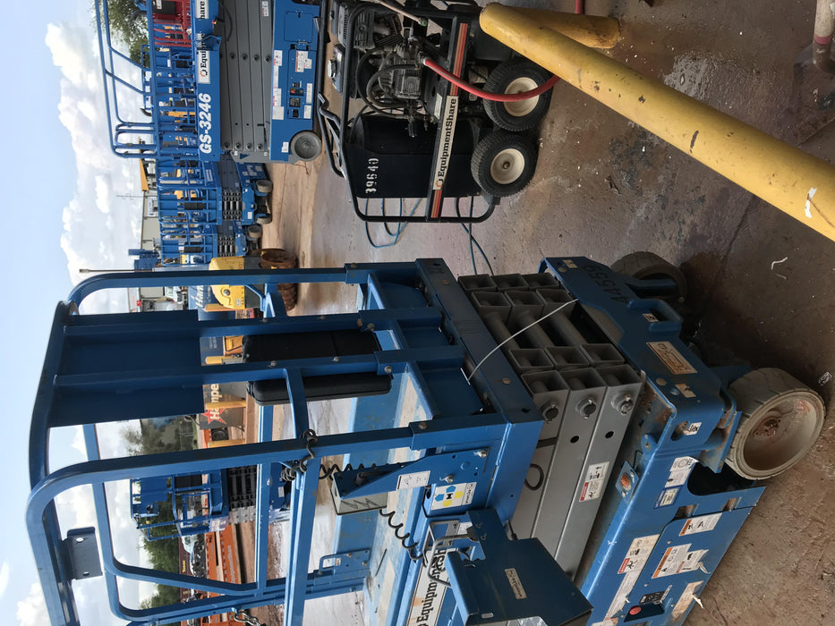 2019 Genie GS-1930 Fixed rails with chain Entry